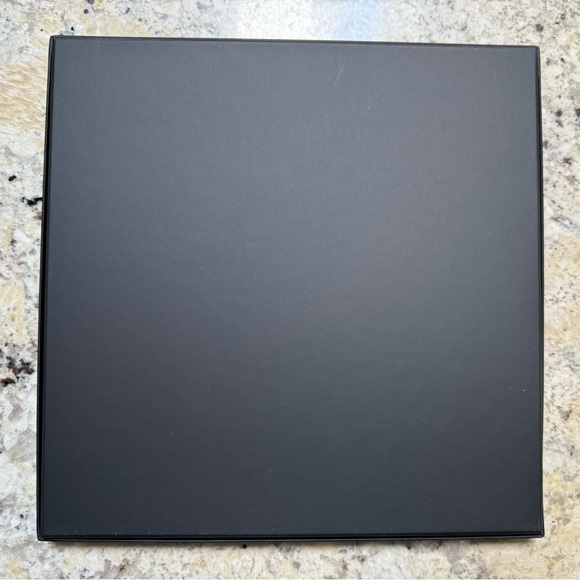 Original Chanel Scarf Box (Box Only) - Picture 2 of 5